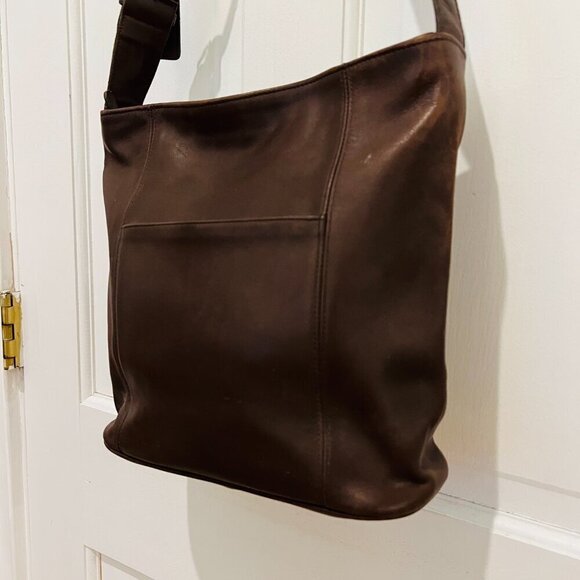 Handbags - Vintage Coach Erickson Caramel Tan Bag -4169 MADE IN USA